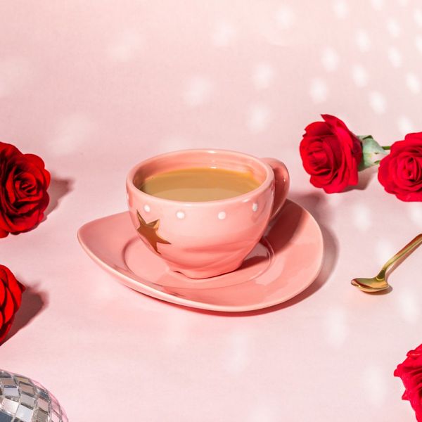 Hovedbilde KOPP MED SKÅL – Rosa cowboyhatt – Sass & Belle