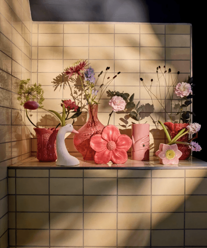 KERAMIKKVASE - Bringebærrosa Blomst - Rice