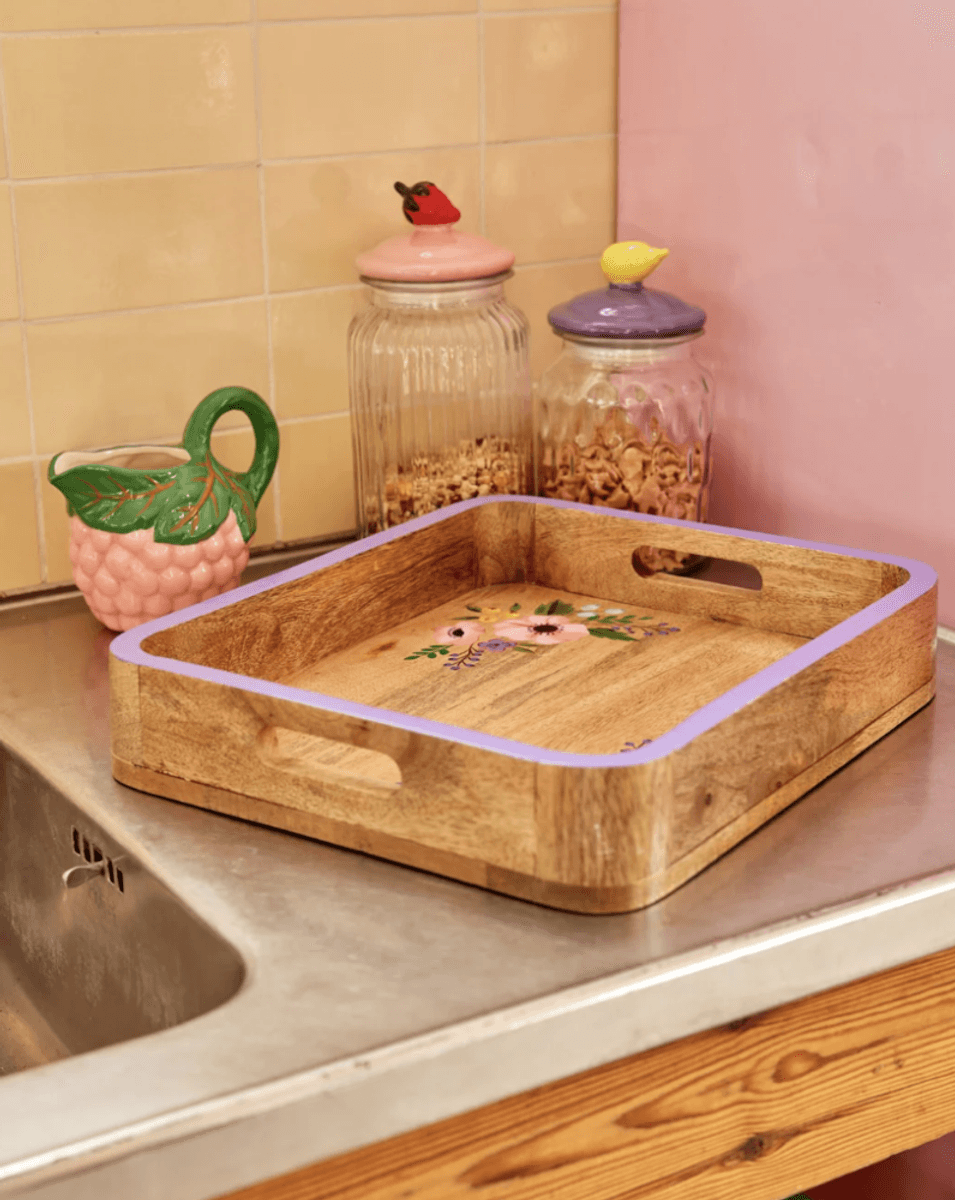 SERVERINGSBRETT – Lilla kant og blomster – Rice