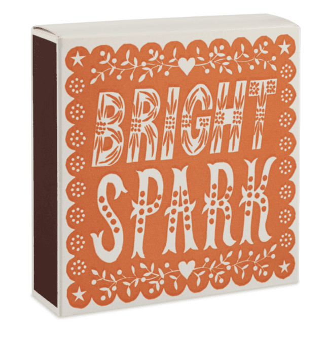 Hovedbilde FYRSTIKKER – Bright Spark – Archivist