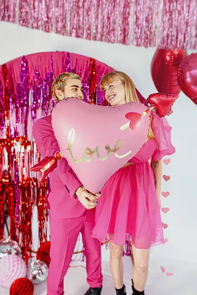 Hovedbilde FOLIEBALLONG – Hjerte med pil – PartyDeco