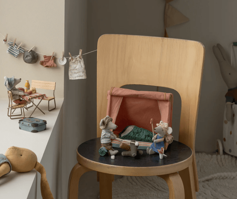 TELT TIL MUS – Korall med stripete teppe – Maileg