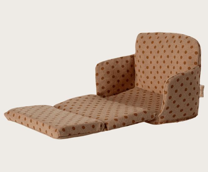 Hovedbilde SOVESOFA TIL MUSENE – Prikkete – Maileg
