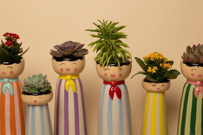 VASE – Mrs med skjerf – grønn og rosa