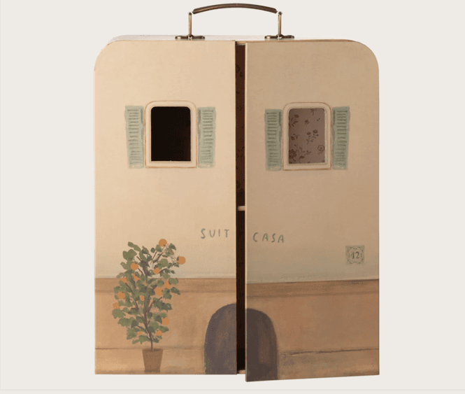 Hovedbilde HUS I KOFFERFORM TIL MUSENE – Med sengetøy – ...