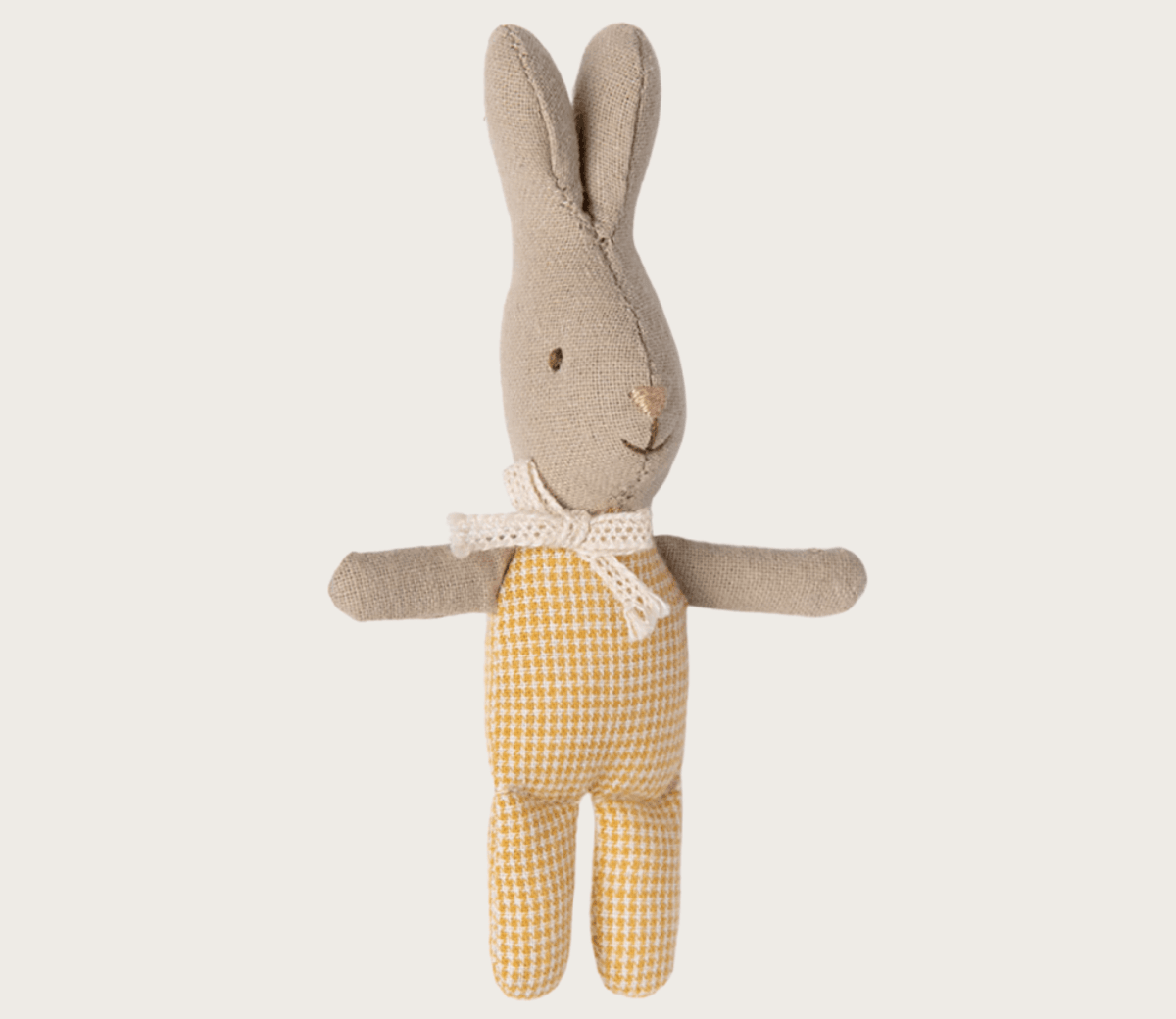 KANIN – My – Med gulrutete heldress – Maileg